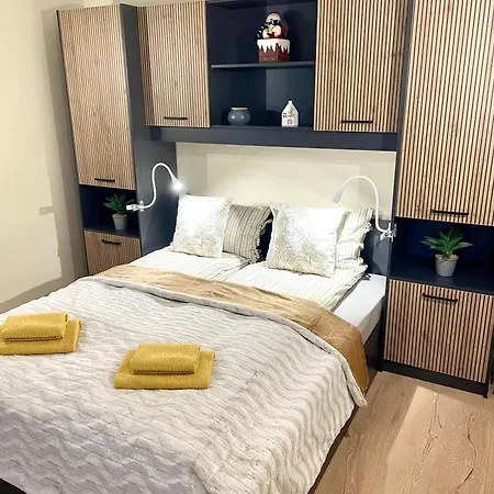 1br Near Gondola By Si アパート バンスコ