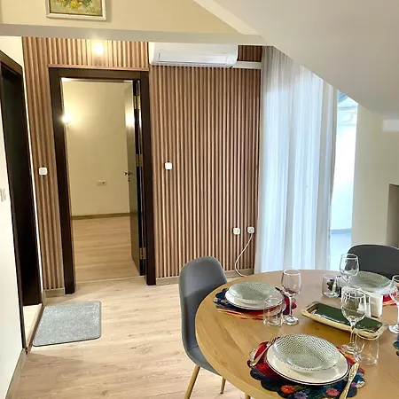 アパート 1br Near Gondola By Si バンスコ