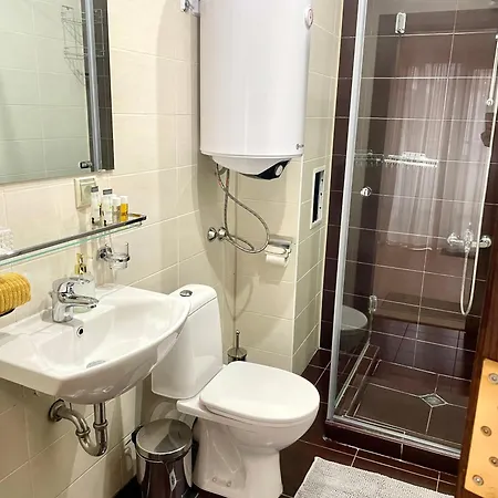 アパート 1br Near Gondola By Si